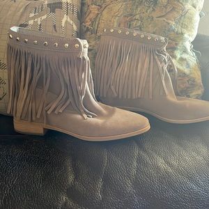 Fringe booties Michael kors😍